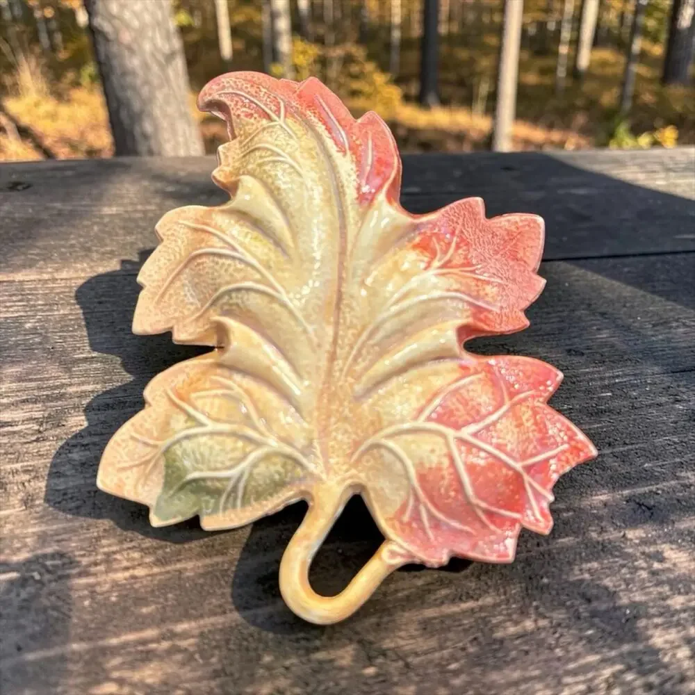 Art Deco Autumn Leaf Brooch Early Plastic Coral Cream C Clasp Long Pin
